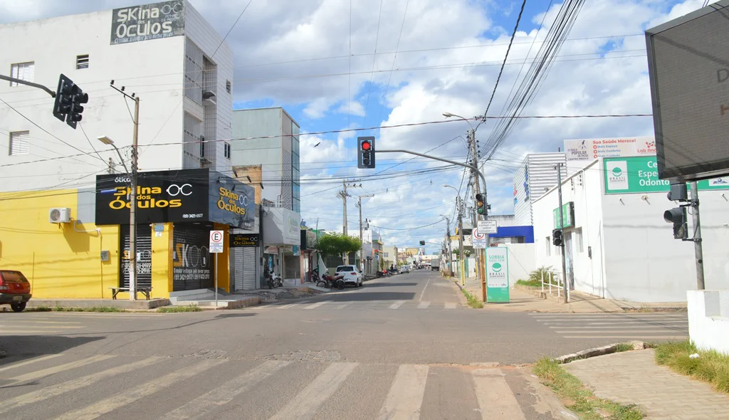 Rua de Picos ficou vazia