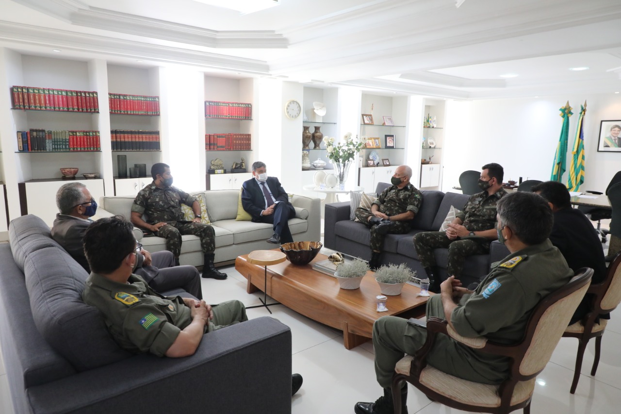 Governo do Piauí reafirma parceria com Exército Brasileiro