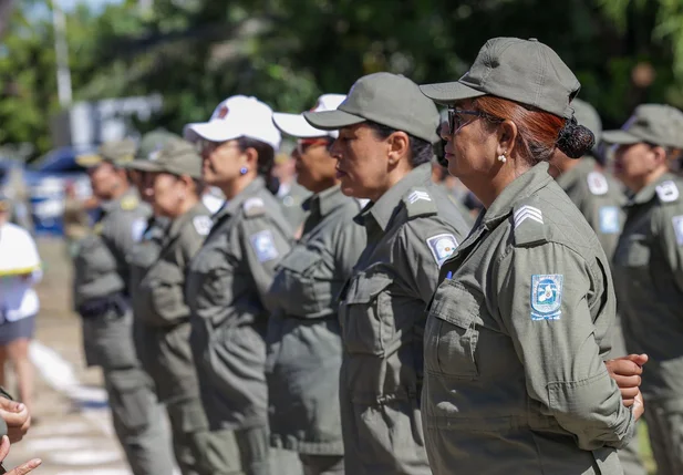 Polícia Militar do Piauí realiza homenagem ao Dia de Tiradentes