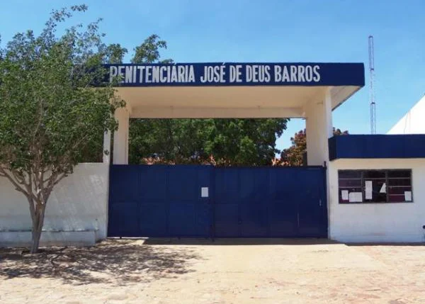 Entrada da Penitenciária Regional de Picos
