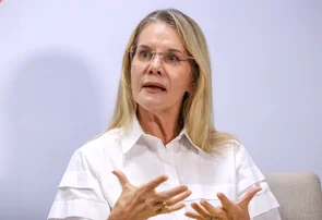 Dra. Ana Tecla orienta como evitar alimentos inflamatórios nos supermercados